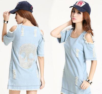 时尚新潮，批发优选 骷髅头宽松露肩水洗牛仔连衣裙解析