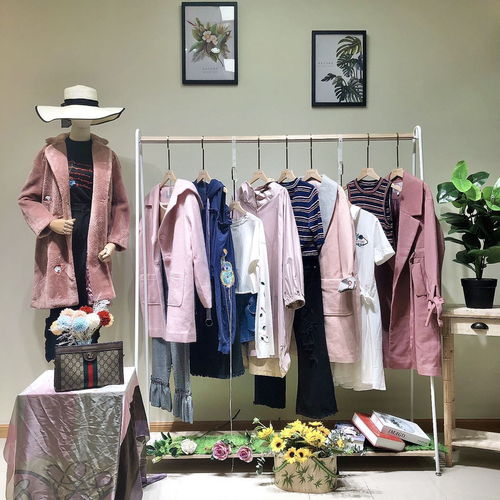 小众专柜尾货，掘金蓝海 探秘“云上写生”女装品牌批发货源